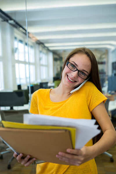 portrait-female-business-executi